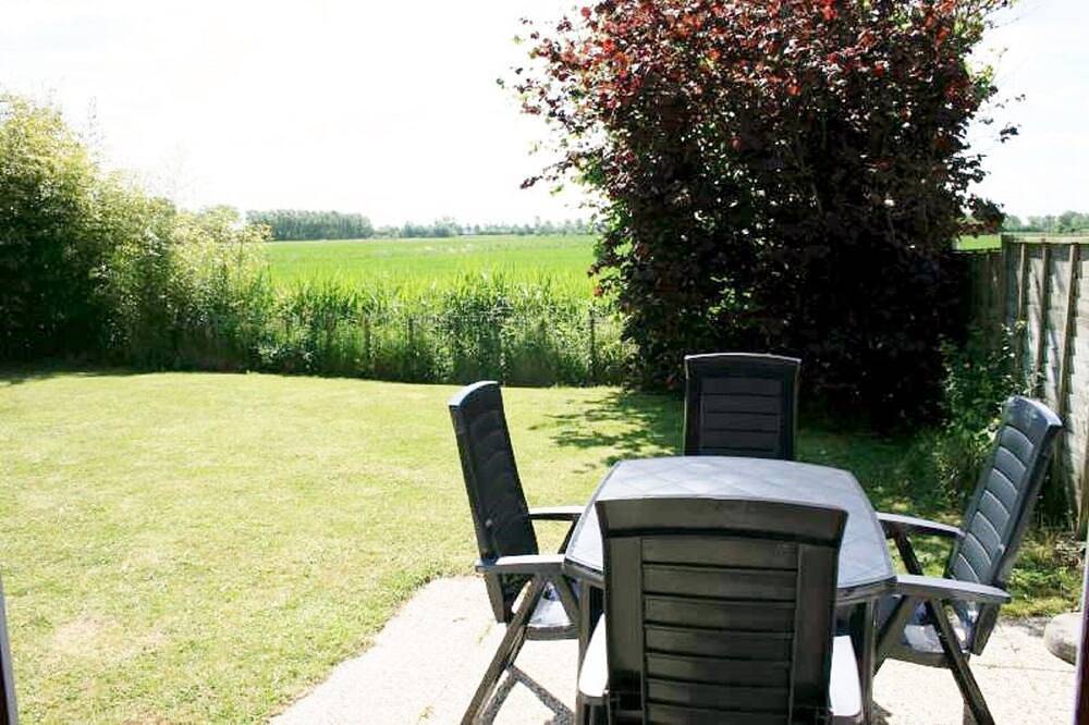 Belgischen küste: 6 Pers.haus mit privaten Garten im Ferienpark mit Pool/Wlan in Adinkerke, De Panne