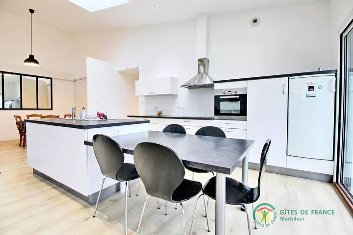 Gîte pour 6 personnes, avec jardin à Péaule - 3