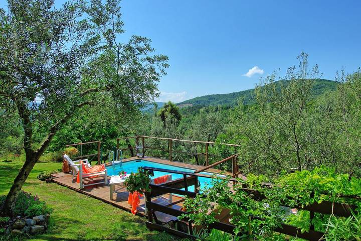 Villa for 3 people, with pool and terrace, with pets in Chianti