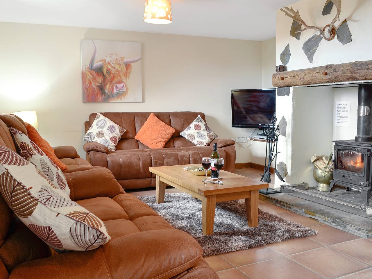 Ty Hir Bwlch Gwyn Farm Equestrian Centre in Fairbourne, Snowdonia