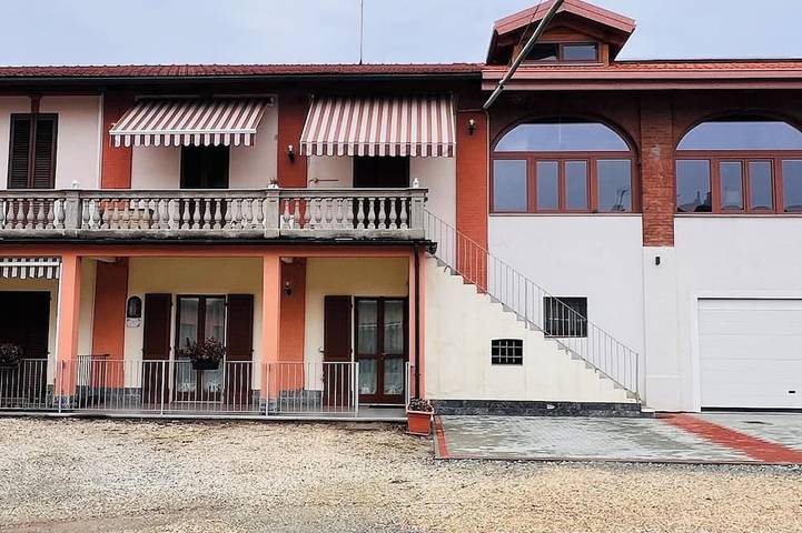 Gîte pour 4 personnes, avec Jardin à Pianezza