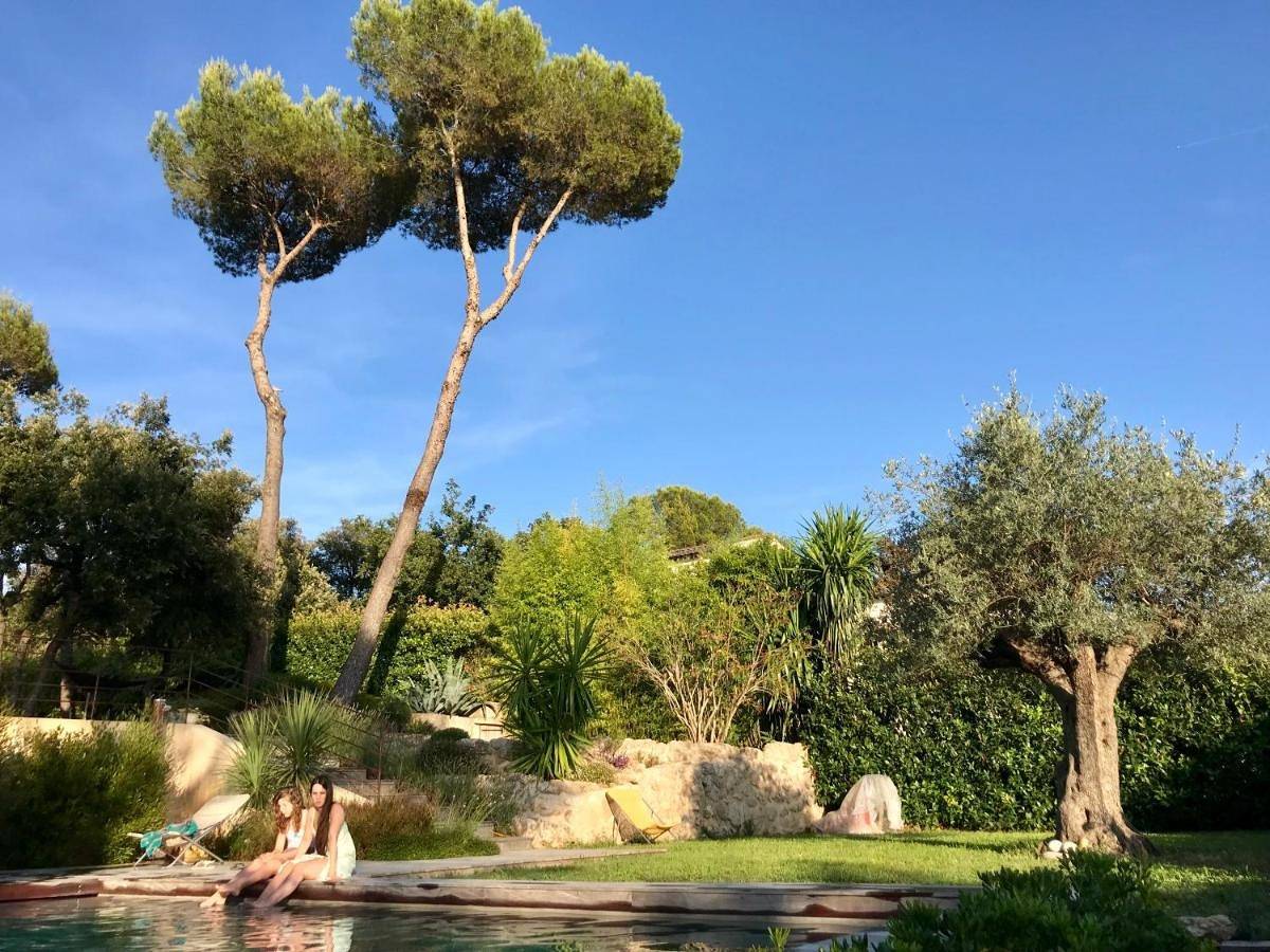 Appartement entier, Villa l’Ensoleillée in Roquefort-les-Pins, Côte méditerranéenne (France)