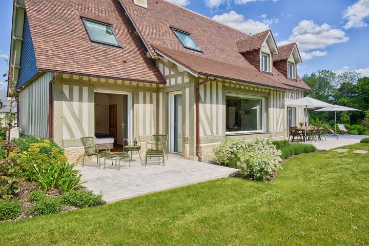 Villa pour 9 personnes, avec jardin et balcon
