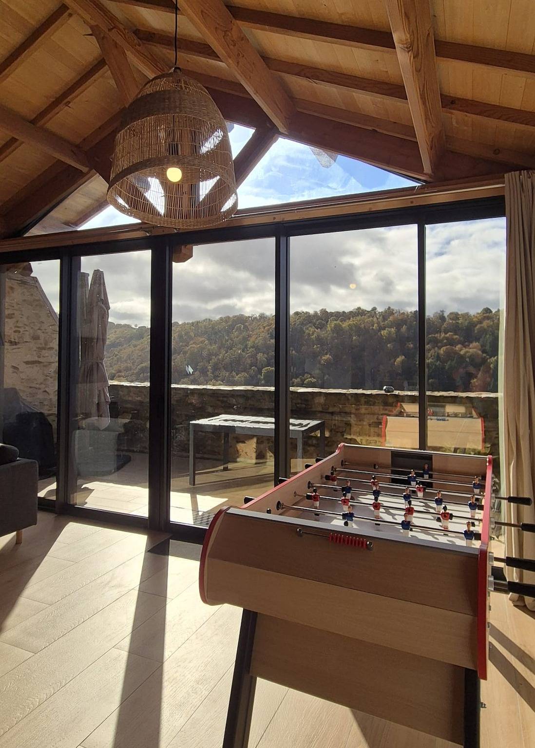 Aubié superbe propriété pour 20 avec piscine in Latouille-Lentillac, Lot