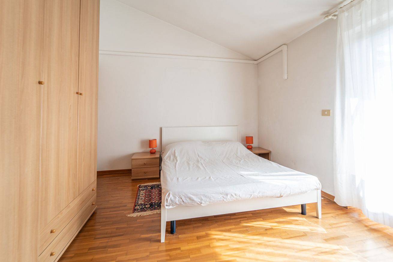 Appartamento intero, Visogliano Roomy Apt w/ Terrace near the Station in Sistiana, Duino-Aurisina