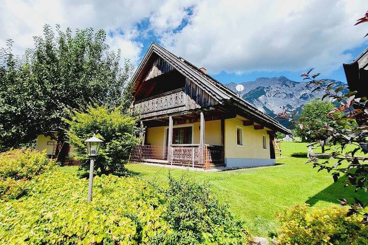 Ferienhaus für 6 Personen, mit Garten und Balkon sowie Sauna