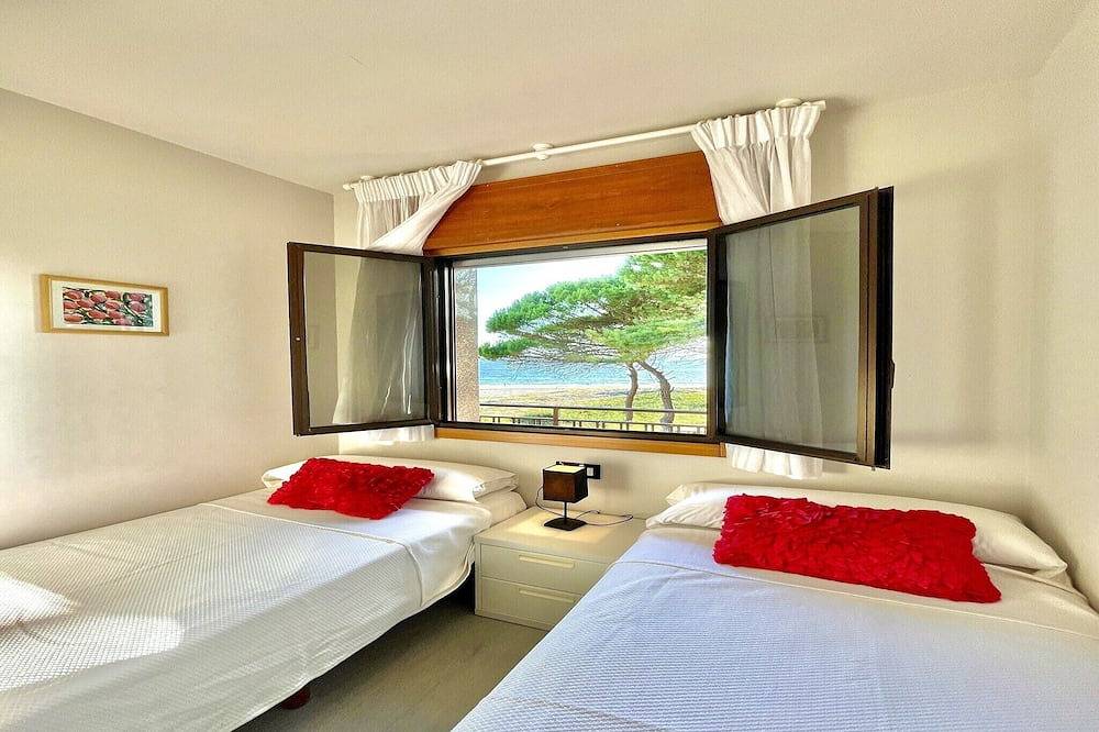 Entire apartment, Apartment in Sanxenxo near Montalvo Beach in Sanxenxo, Rías Baixas