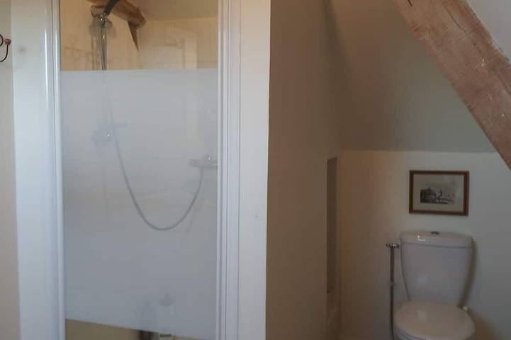 Gîte pour 4 personnes, avec jardin à Saint-Martin-de-Cenilly - 3