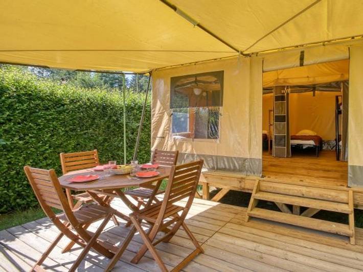 Vvf Villages - Les Ecrins - Saint-Bonnet-en-Champsaur - Zelt 6 personen - Hypitipy 2 Zimmer 23m² - ohne Sanitäranlagen -. in Saint-Bonnet-en-Champsaur, Nationalpark Écrins