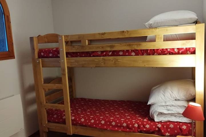 Gîte pour 5 personnes, avec piscine et balcon à Arvieux - 2