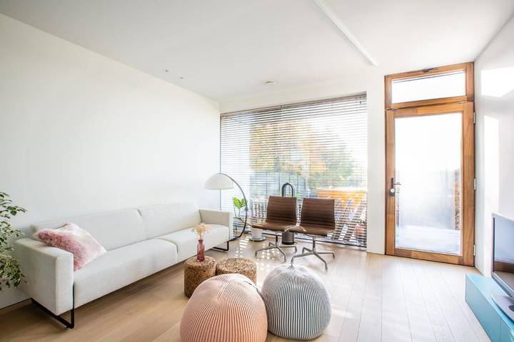Location de vacances pour 4 personnes, avec Jacuzzi et Terrasse ainsi que Jardin et Piscine dans Herck-la-Ville