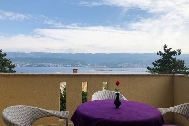 Ferienhaus für 6 Personen, mit Garten und Balkon in Silo (Krk)