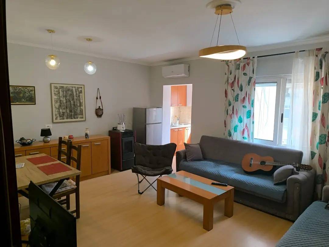 Ganze Wohnung, Schöne 1 1 Mietwohnung in Myslym Shyri Tirana in Tiranë, Albanien