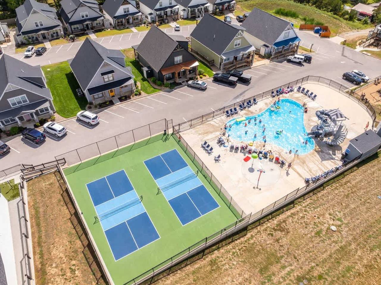 Hooked on Branson Cove - Pool  Hot Tub   Fireplace in Table Rock Lake