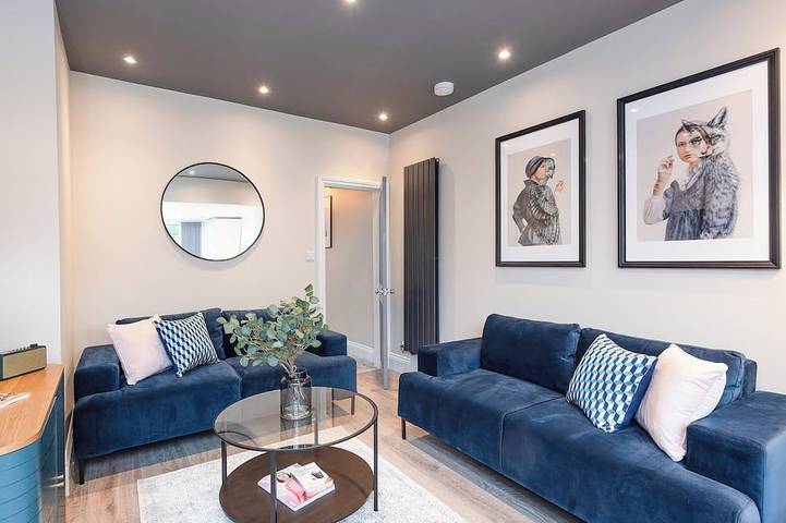 Log cabin for 6 people, with garden in Shrewsbury