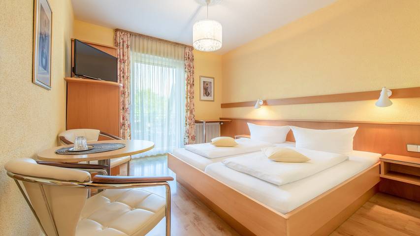 Hotel Breisacher Hof-Garni - Einzelzimmer in Breisach (Kernstadt), Breisach am Rhein