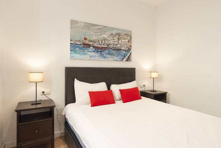 Entire apartment, Central Malaga 2 Bedroom in Málaga Central District, Malaga