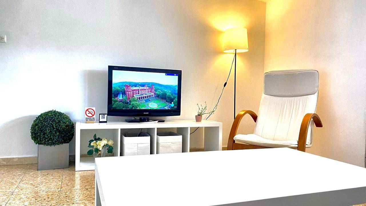 Apartamento entero, Apartamento Padrón Centro P3 by Urent in Padrón, Provincia de La Coruña