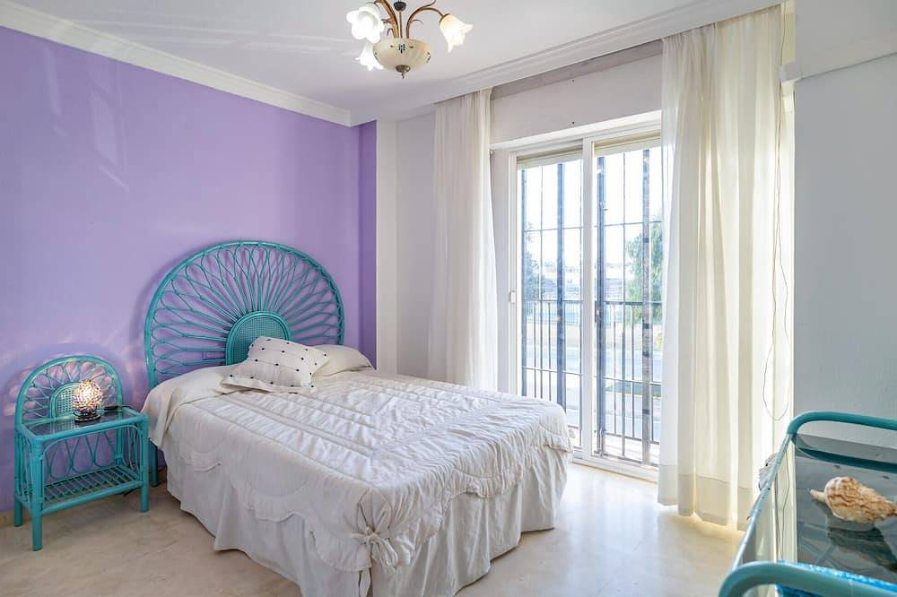 Gorgeous home in Velez-Malaga with Wifi in Vélez-Málaga, Costa del Sol