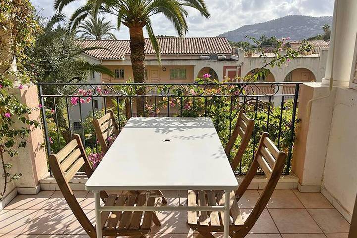 Holiday apartment for 4 people, with balcony and garden as well as pool - 1