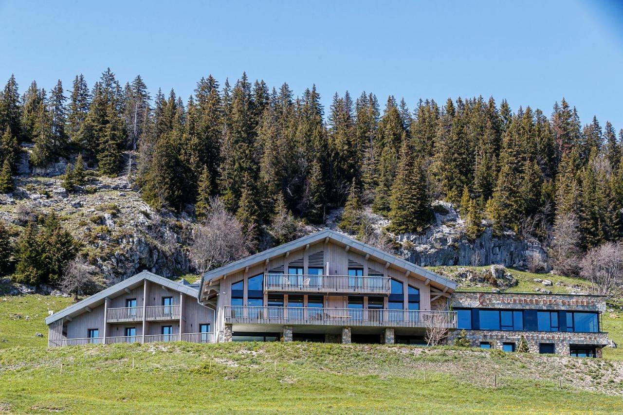 Hôtel pour 2 personnes avec terrasse in Plateau des Glières, Fillière