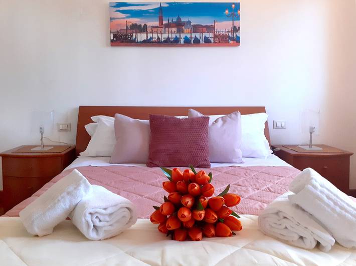 Vacation rental for 5 people, with balcony in Venice