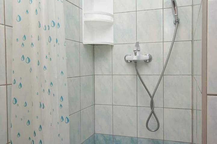 Ganze Wohnung, 2-Zimmer-Ferienwohnung mit Terrasse Pomer, Medulin in Pomer, Südküste Istrien