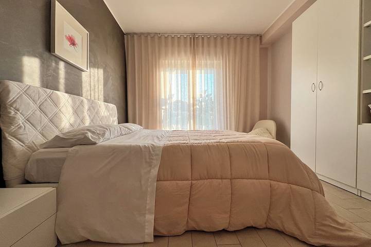Entire apartment, Roseto Marina Vistamonte in Roseto degli Abruzzi, Adriatic Coast Abruzzo