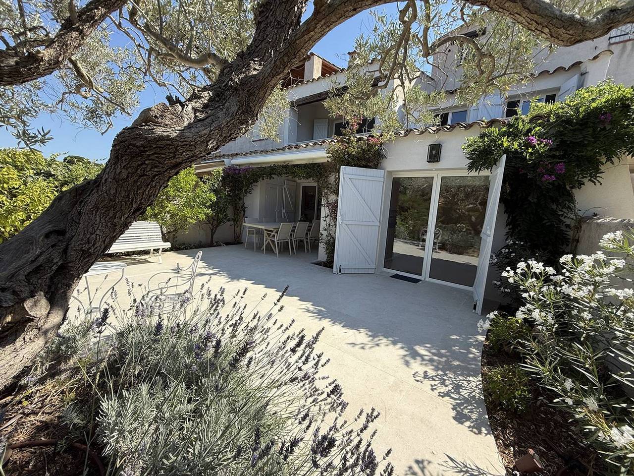 Luxus-Mas 200m vom Gigaro Strand, 3 Klimazimmer, nahe St-Tropez in Gigaro, La Croix-Valmer
