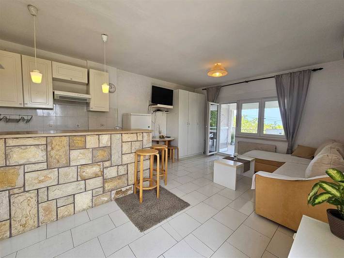 Appartamento per 2 persone, con balcone, con animali domestici in Krk (Croazia)