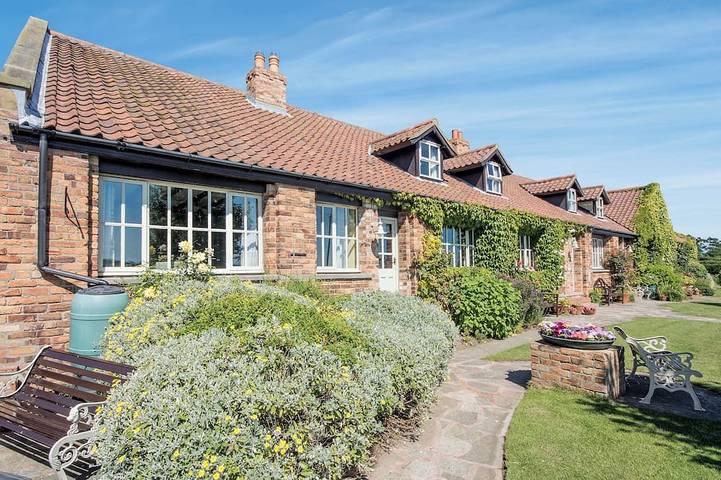 Cottage for 4 people, with garden in Scalby
