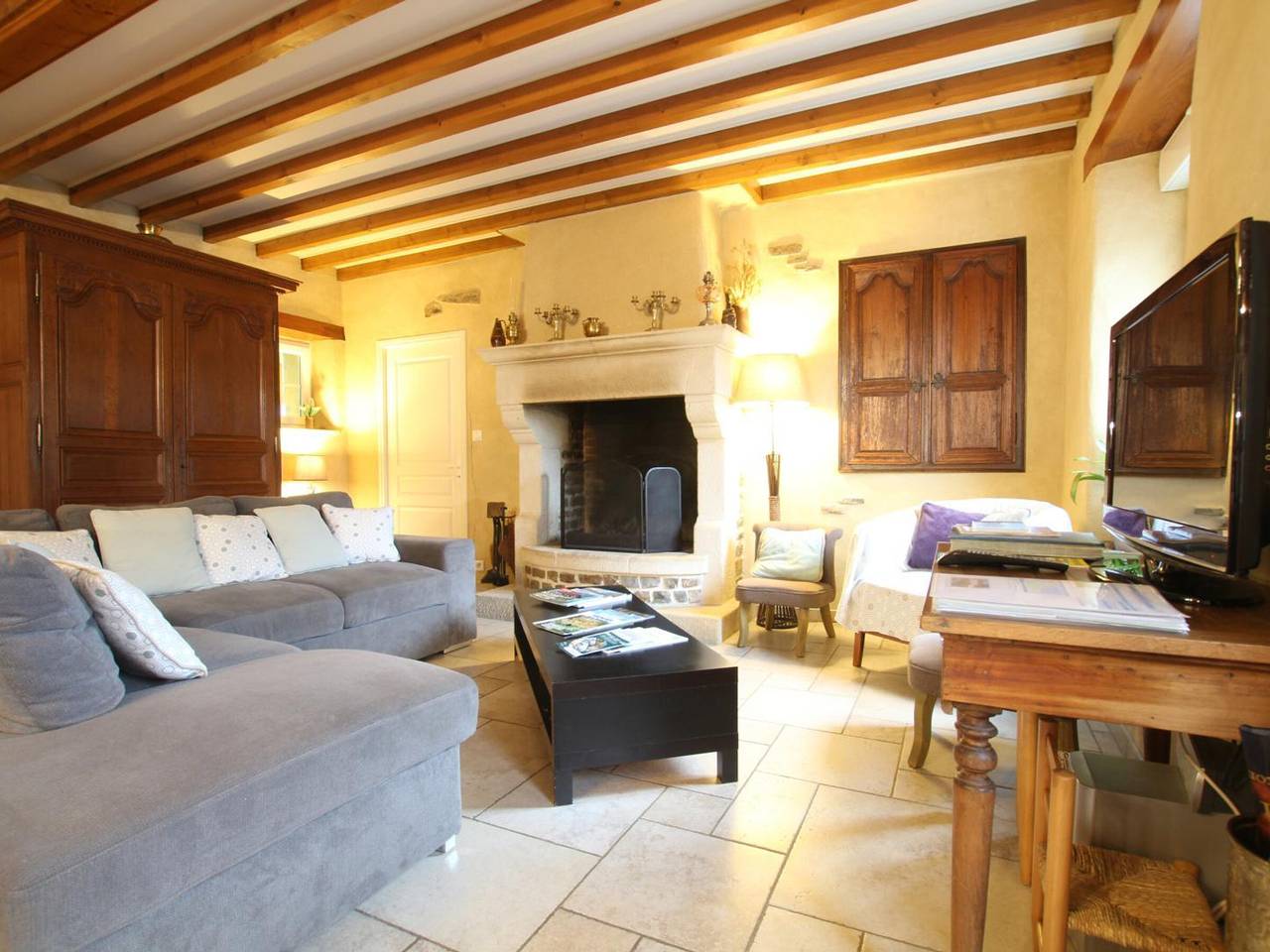 Gîte familial de grand confort avec jardin, étang privé et salle de jeux proche Parc Naturel du Cotentin in Saint-Sauveur-le-Vicomte, Côte de la Déroute