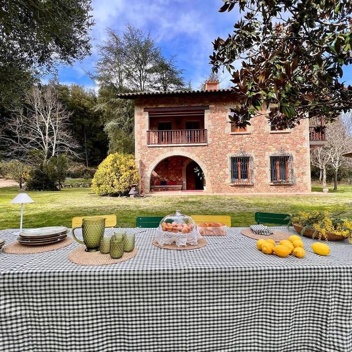 Casa rural para 12 personas, con Balcón y Jacuzzi además de Terraza y Jardín en Parque natural del Montseny