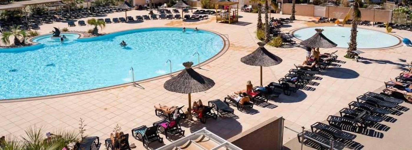Zecamping 4 étoiles familial toboggans 1km plage locatif clim 28m2 in Sérignan, Côte méditerranéenne (France)