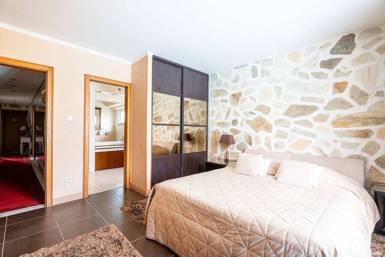 Chambre d’hôtes « Béatrice - Bien-Être » avec piscine partagée, terrasse et Wi-Fi in Hochfelden, Région de Strasbourg