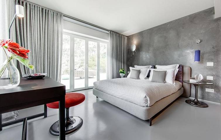 Landhaus für 14 Personen, mit Balkon und Whirlpool sowie Terrasse und Garten in Cap-d'Ail