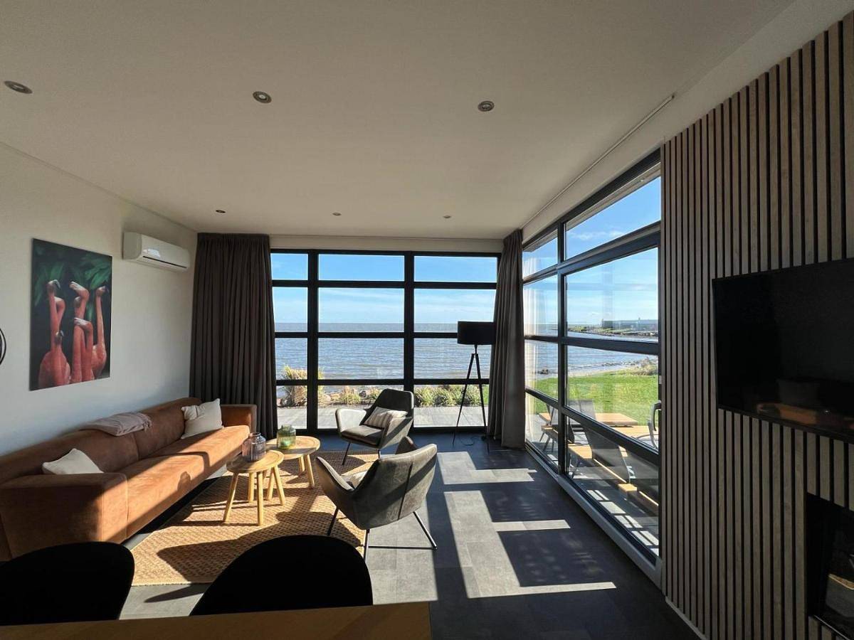 Two-Bedroom House in Enkhuizen, Ijsselmeer