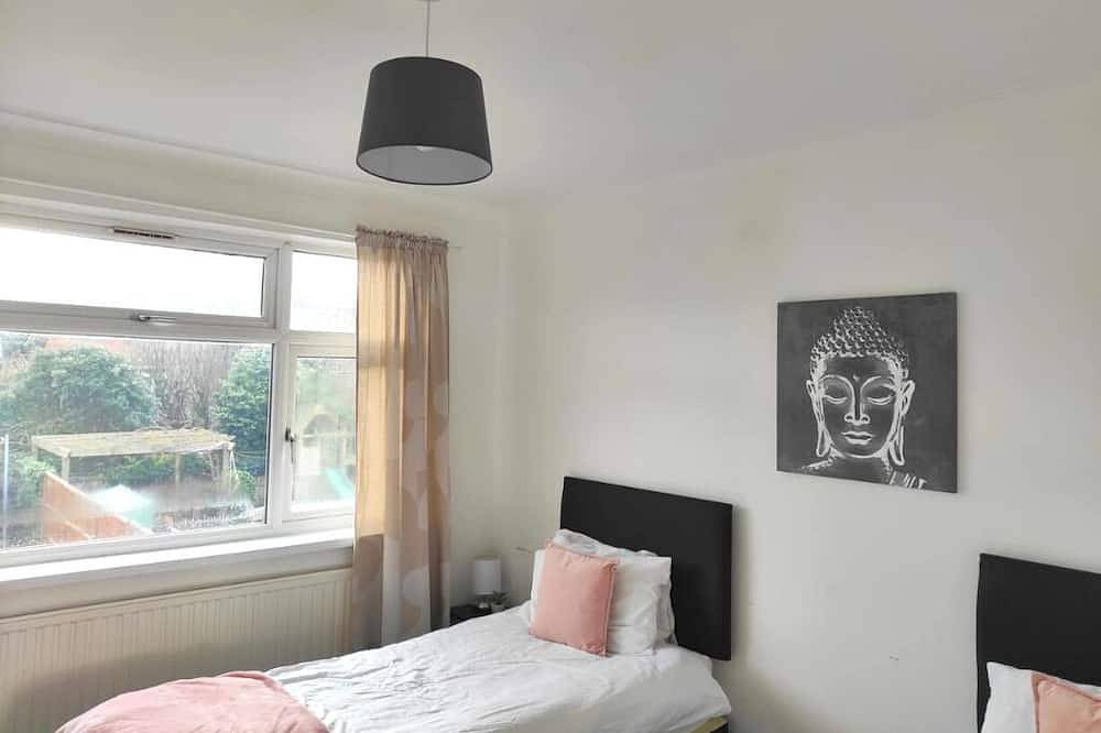 Appartement entier, 20% Off | Featured | 4 Bedroom House | Close Wollaton in Nottingham, East Midlands