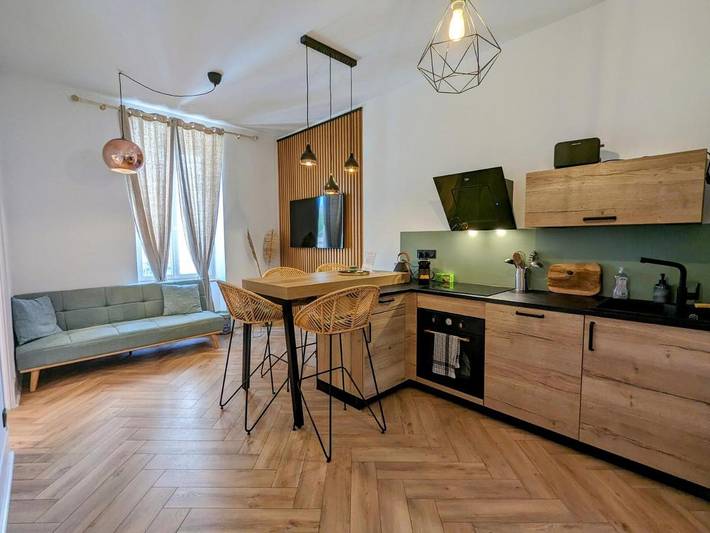 Appartement de vacances pour 2 personnes, avec jacuzzi et balcon dans la Loire - 2