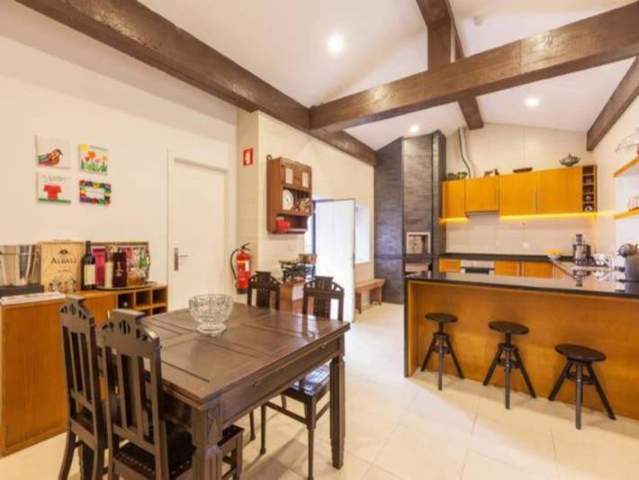 Location de vacances pour 2 personnes, avec terrasse ainsi que piscine et balcon/terrasse, adapté aux familles à Penafiel - 2