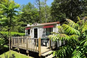 Mobil home pour 2 personnes à Campagne (homonymie)