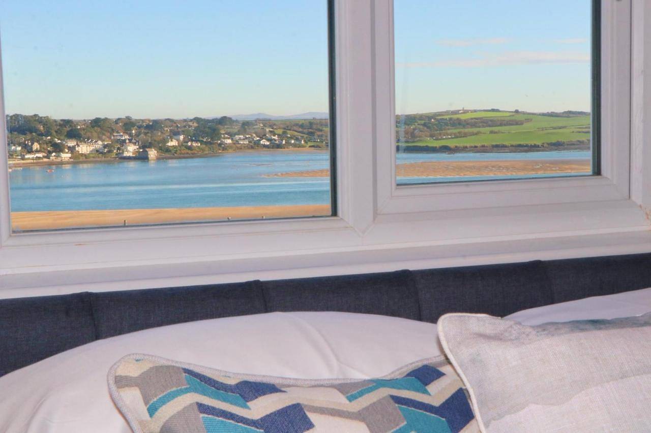 Townhouse, close to harbour with sea views in Padstow, Cornwall
