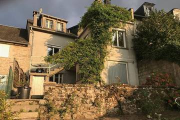 Gîte pour 5 personnes, avec balcon et jardin à Treignac