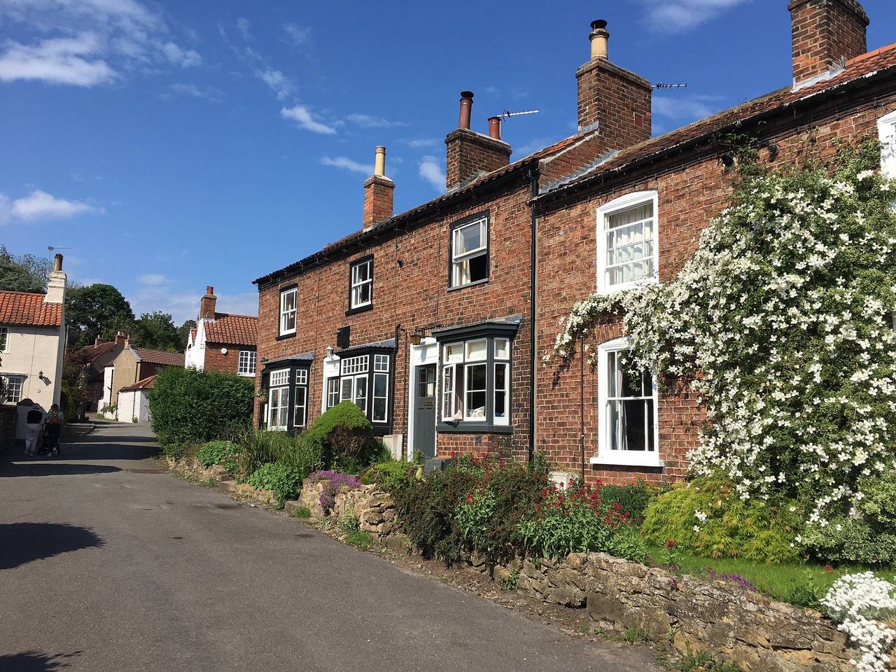 Cosy Lincs Wolds cottage in picturesque Tealby in Tealby, Lincolnshire