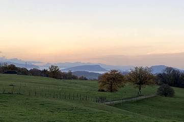 Gîte pour 6 personnes, avec jardin et balcon à Champagne-en-Valromey