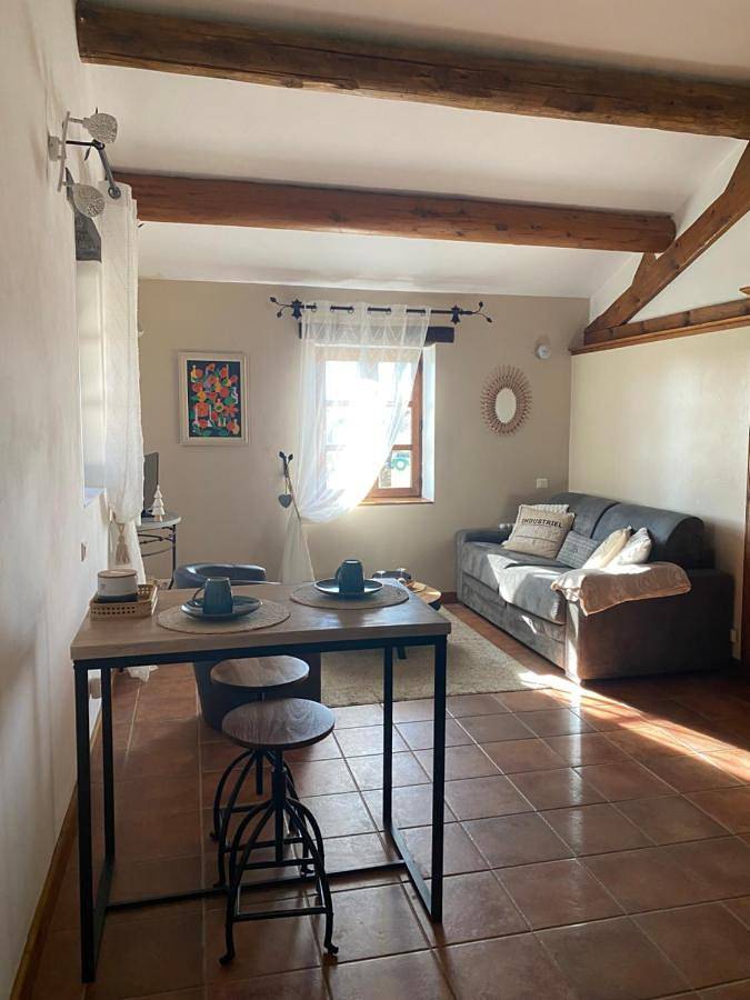 Location de vacances pour 2 personnes, avec jacuzzi et jardin à Pont-Saint-Esprit - 2