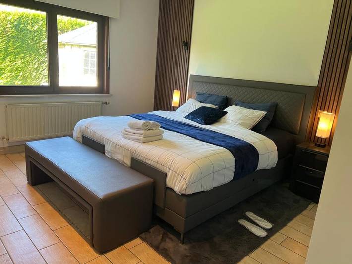 Location de vacances pour 14 personnes, avec jardin ainsi que sauna et jacuzzi à Alost - 4