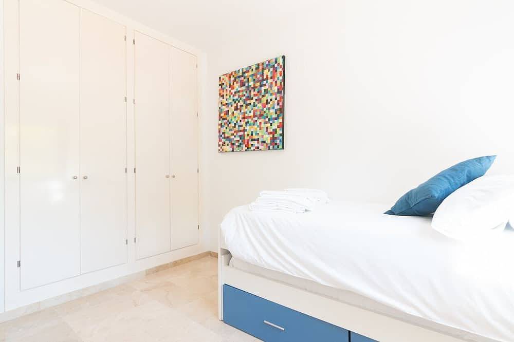 Apartamento entero, Rock Bay 1 view of Gibraltar in Manilva, Costa del Sol