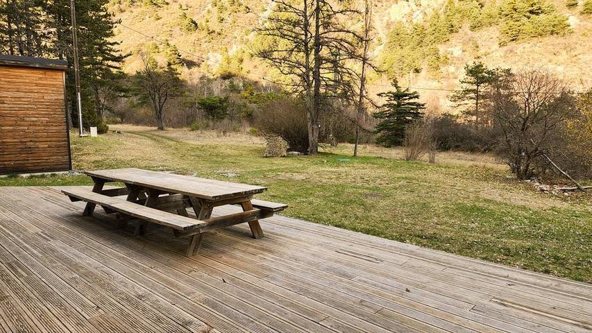 Ferienwohnung für 15 Personen, mit Garten in Alpes-de-Haute-Provence - 2