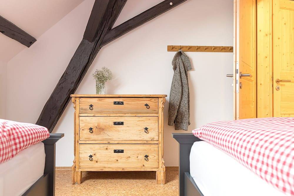 Wälder: Quartier Bierbonnen - Ferienhaus mit Alpenblick für bis zu 14 Personen in Weilheim, Südschwarzwald